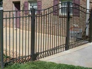 Bronze Aluminum Estate Gate - Fincastle