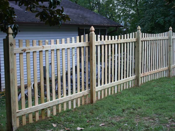 Windsor picket fence