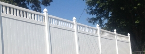 ENGLISH GARDENS VINYL PRIVACY FENCE